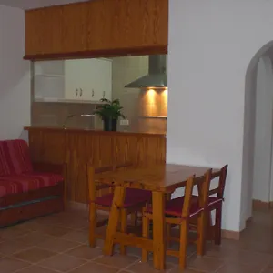apartamentos-ferrer.ibizaislandhotels.net/