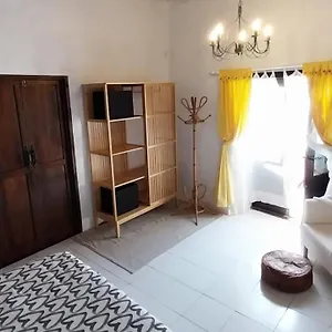 suite-casa-rural-los-patios-conil.puertodelcarmen-hotels.org/